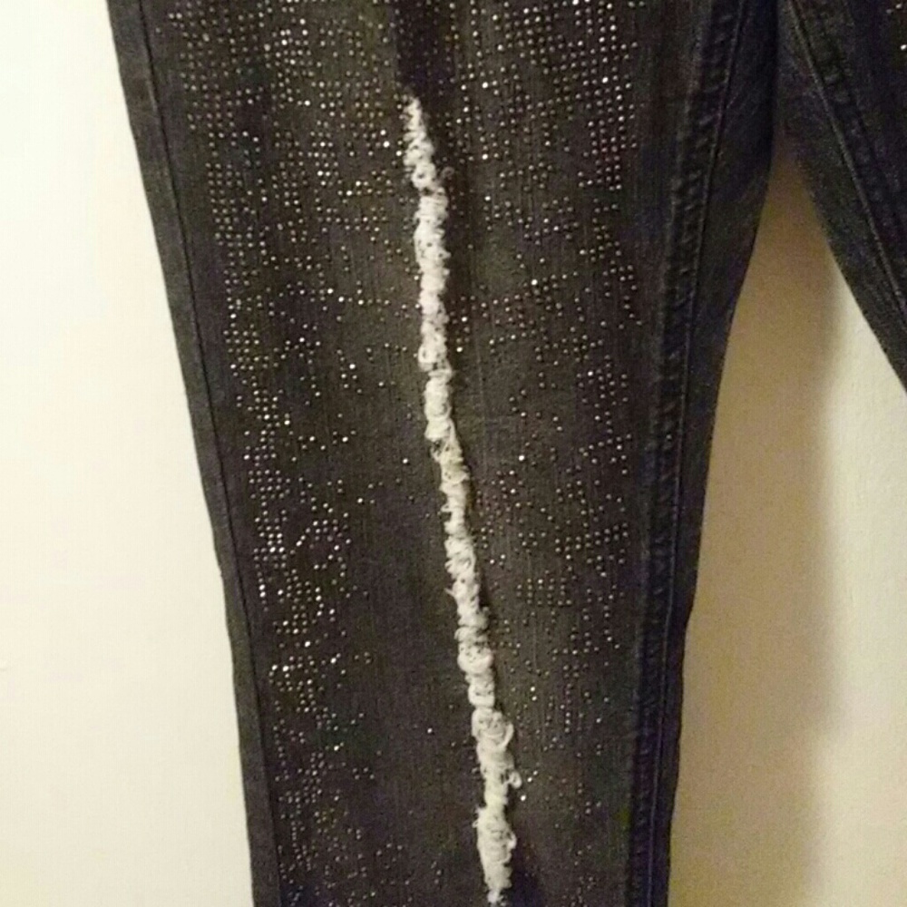 Jeans - Picture 3 of 3